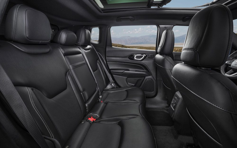 Interiores-calidad-superior-compass-2025.jpg.img.1000