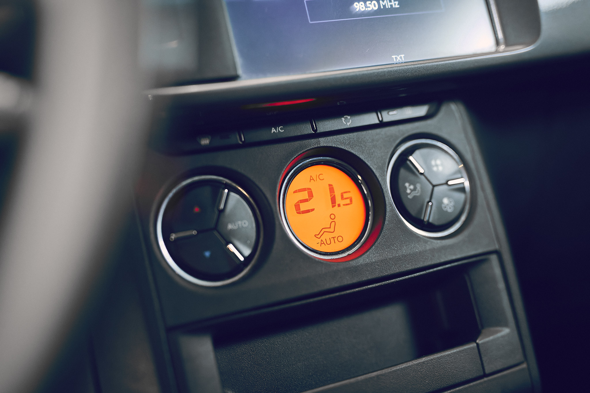 CITROEN C3 AIRCROSS VTI AT SHINE GRIS PLATA AD745CJ 2019 113.000 KM (2)