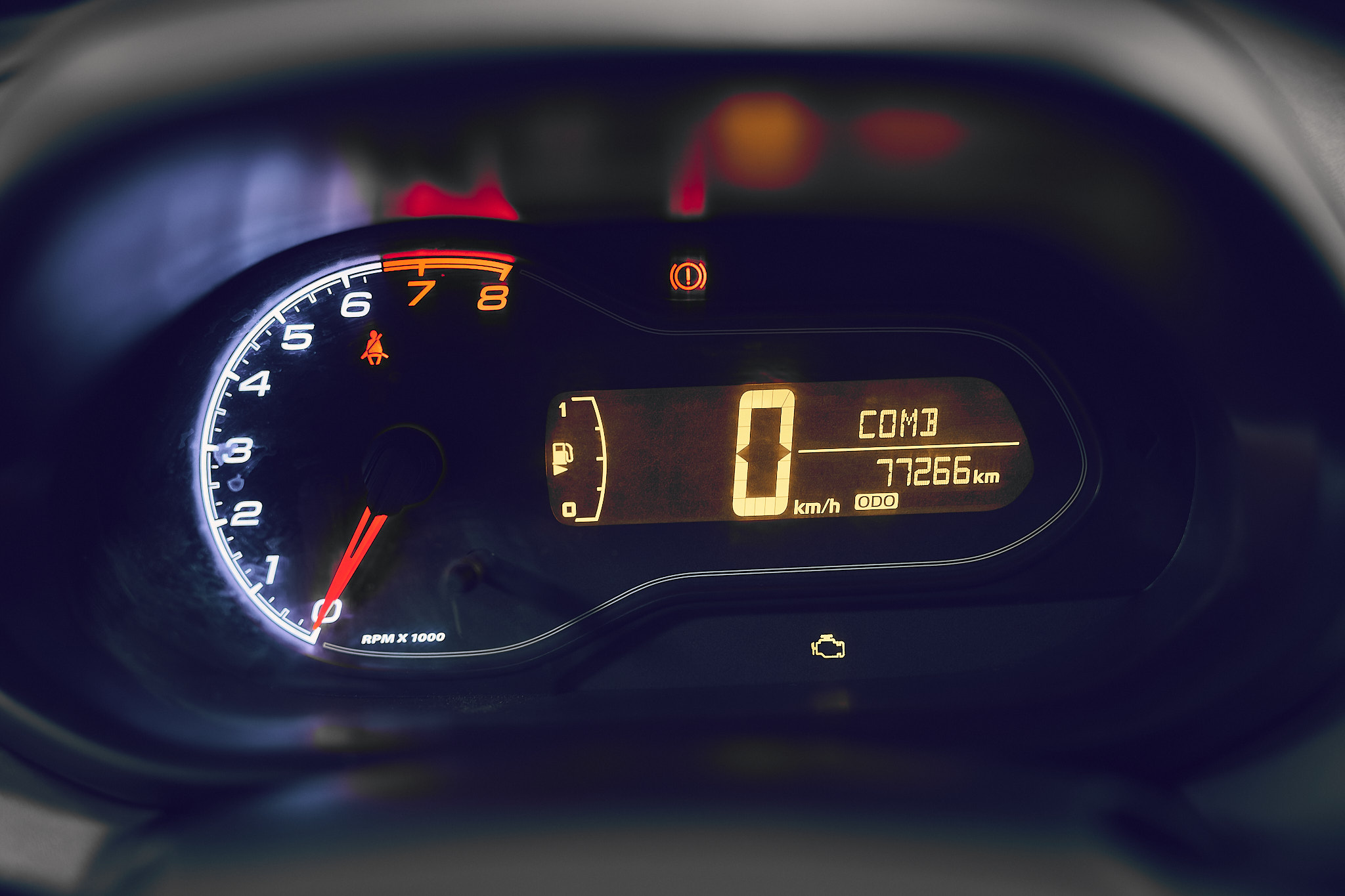 CHEVROLET ONIX JOY 5P 1.4 LS MT BORDO AC324YR 2018 76.515 KM (2)