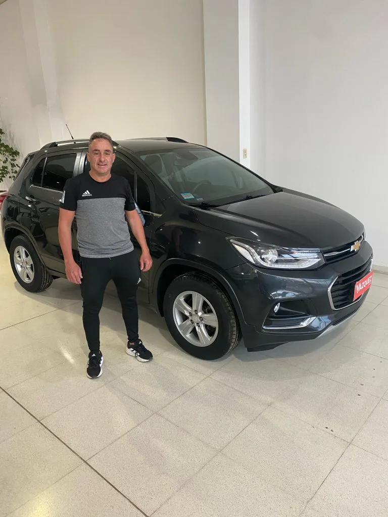 ARDILES-TRACKER-768x1024 (1)